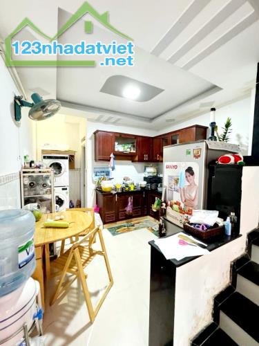 ĐƯỜNG LÊ VĂN THỌ P9 QUẬN GÒ VẤP - BÁN NHÀ 2 TẦNG HẺM ÔTÔ THÔNG VÀO TẬN CỬA - 4