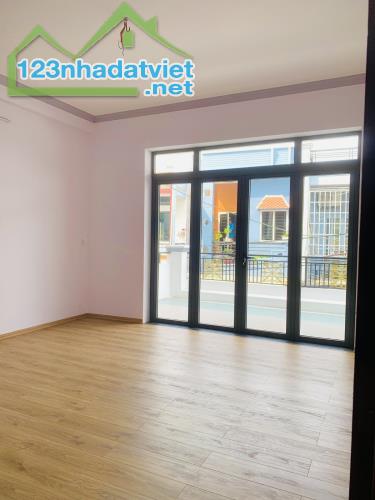 RẺ, Nhà HXH Quang Trung, 120m2 Ngang 5m, 3 tầng, 9.7 tỷ TL 0964364745 - 4