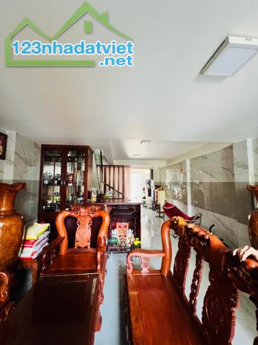 Nhà đẹp long lanh - Phường Phú Thọ Hoà, Quận Tân Phú 101m2 5 tầng 4.7 x 22, 14.8 tỷ - 2