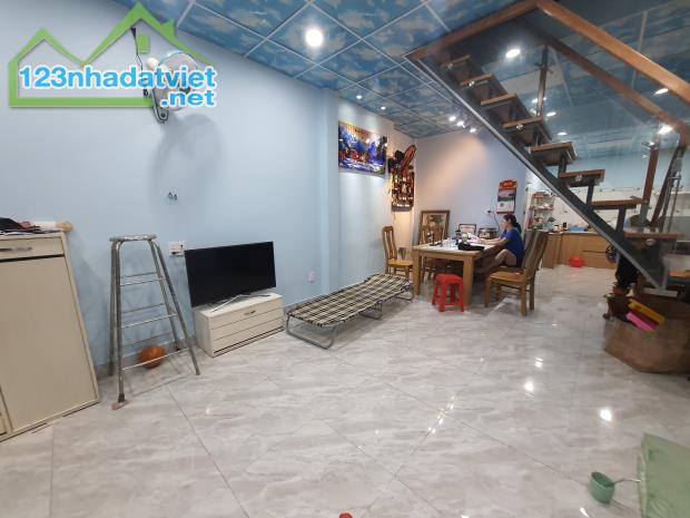 UI LÀ RẺ, Nhà Quang Trung, 107m2, 4PN Ngang 5m, 6.7 tỷ TL 0964364745