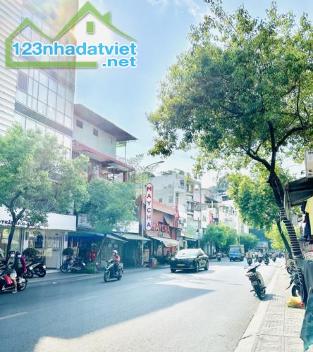 Bán Nhà Mặt Tiền Kinh Doanh Đường Cao Thắng, Phường 11, Quận 10, 35m2, Ngang 3,2m - 4