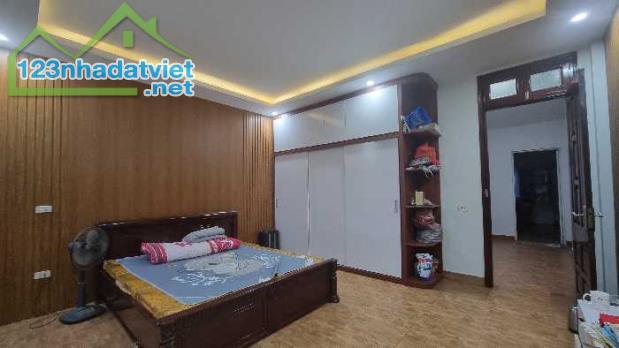 Bán nhà Sài Đồng, 95m2, 4T, MT5m, ô tô tránh, hồ điều hòa, 12.2 tỷ. - 4