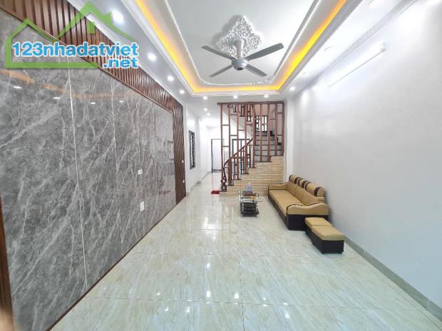 Bán nhà đẹp Thanh Trì xây mới 4 tầng - 55m2 - giá rẻ nhất khu