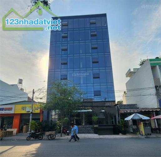 Cho thuê toà nhà 485 Phạm Văn Bạch, P15, Tân Bình, DT 2.500m2 - giá 300 triệu