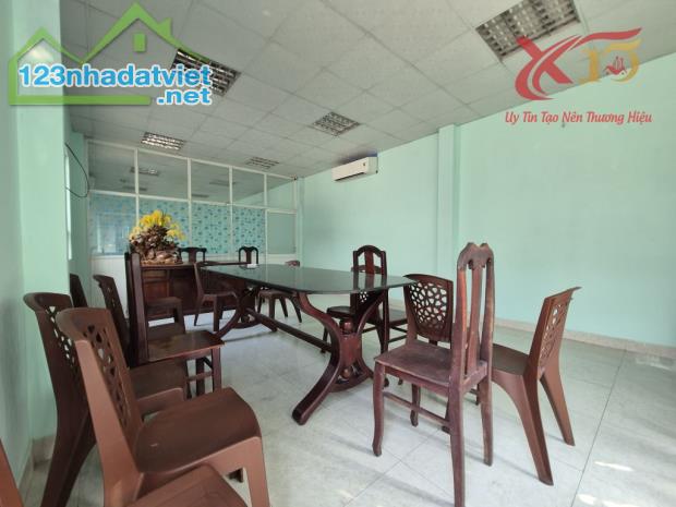 Cho thuê kho 1300m2 phường Phước Tân Biên Hòa Đồng Nai giá 50 triệu