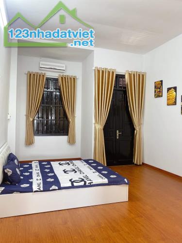 HẺM 6M THÔNG QUANG TRUNG, 3 TẦNG BTCT, 72M2 (4x18) 4PN, XE HƠI TRONG NHÀ, AN NINH, HIỆN - 1