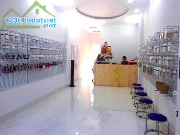 BÁN NHÀ TÔ HIẾN THÀNH, QUẬN 10, HẺM 6M 1 TRỤC THÔNG CMT8, GARA, KINH DOANH, 33Mx3N, 7 TỶ x - 4