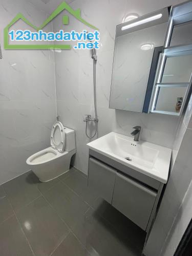 Bán Nhà Ngõ 207 Phố Xuân Đỉnh, Dt 50m2, Xây 5 Tầng, ô tô cách nhà 20m, Giá 6.5 Tỷ