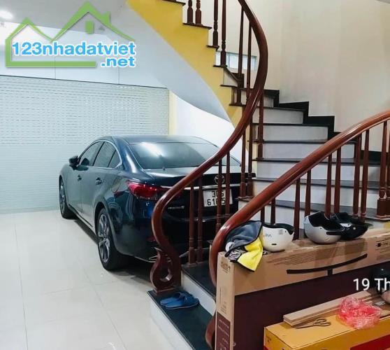 Bán nhà Võng Thị, Tây Hồ, ô tô tránh, gần Hồ Tây, phù hợp chia lô hoặc xây tòa nhà - 3