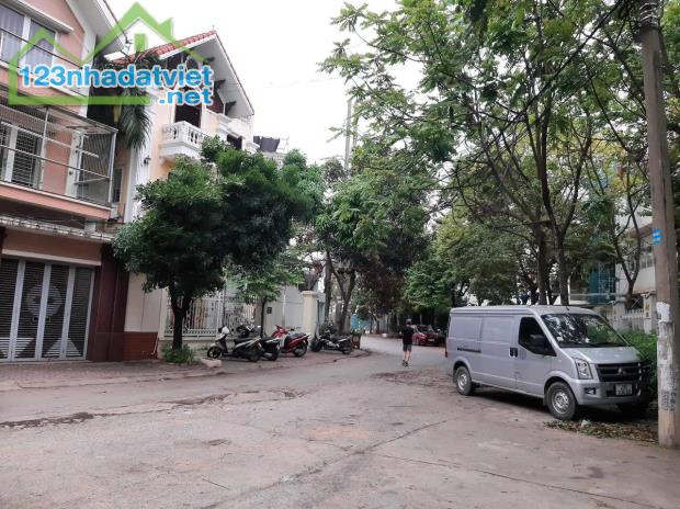 Biệt thự Tiểu KĐT Vạn Phúc Lô góc 186m mt23m 4 tầng cho Thuê KD, ở sướng an sinh 38ty - 1