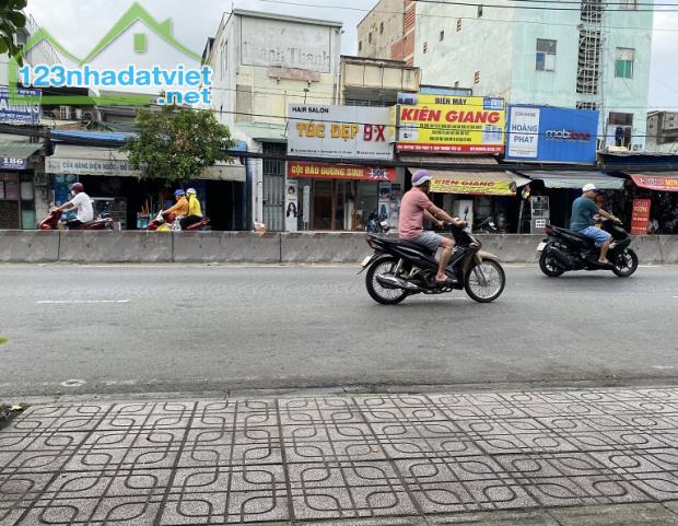 Cho thuê mặt bằng mặt tiền 4mx8m tại 255 đường Huỳnh Tấn Phát gần KCX Tân Thuận, Quận 7 - 3