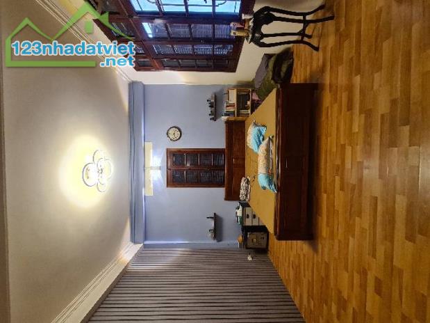 Bán nhà 5 tầng Ngõ Thổ Quan phường Trung phụng Đống Đa 30m ô tô tránh 65m nhỉnh 9 tỷ - 3