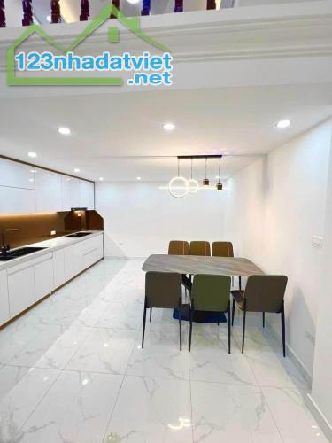 Nhà đẹp Phương Canh, Ngã Tư Canh 40M x 5 Tầng, 2 mặt thoáng, view thoáng 5.4 tỷ - 1