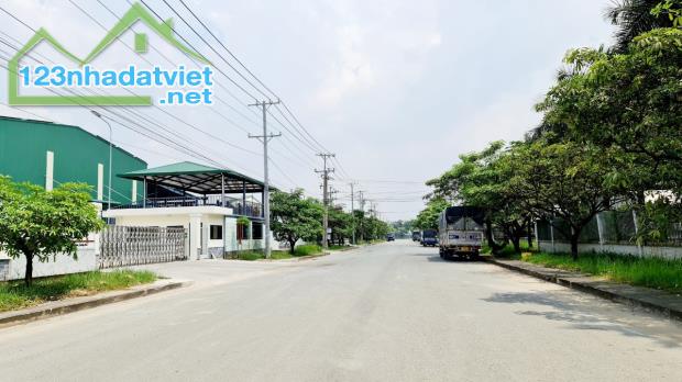 cho thuê xưởng 10000m2 trong khu công nghiệp, Đức Hòa, Long An . - 1