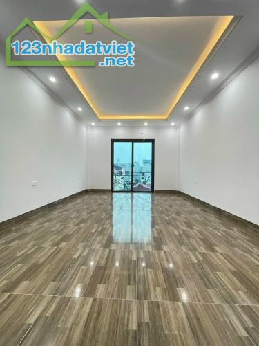 Bán nhà Đại Mỗ 38M 4 Tầng, Gác lửng, view biệt thự Vinhome giá 5.5 tỷ - 3