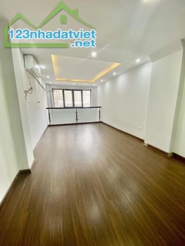 Bán Nhà 35m2 x 5T- Đình Thôn- Mỹ Đình-Từ Liêm, Ô tô, giá 5,65 tỷ. - 2