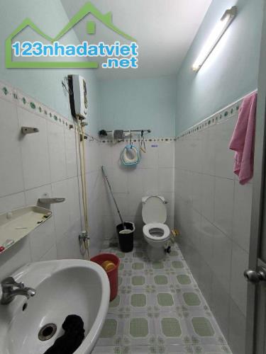 Bán nhà - Oto đổ cổng - 75m2 - Phước Long B, Quận 9. Giá nhỉnh 4 tỷ TL - 1