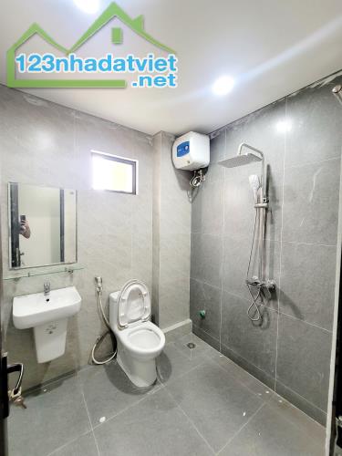 Bán nhà mặt ngõ Tây Mô 32m x 4Tầng,3P Ngủ, Ô tô gần nhà full nội thất mới 4đ - 5