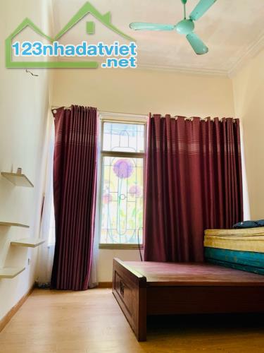 Bán đất tặng nhà phố Thái thịnh quận Đống Đa ngõ thông tứ phía 30m ô tô đỗ, 60m nhỉnh 9 tỷ - 1