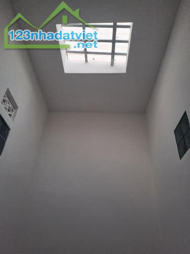 Nhà đẹp mới xây ở chưa lâu 76m2, 2 tầng cần bán nhanh HXH 8m TX24 Thạnh Xuân 4Tỷ990 - 5