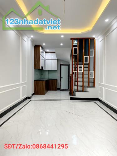 Nhà dân xây Kim Chung - Hoài Đức diện tích 32m2 x 5 tầng 3 ngủ ngõ thông 3Đ - 1