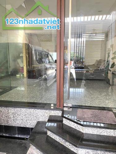 ĐƯỜNG 10M KHU VIP PHÂN LÔ - GẦN CO.OP PHAN VĂN HỚN QUẬN 12 - 4 TẦNG, NGANG 5M HIẾM - NỘI - 4