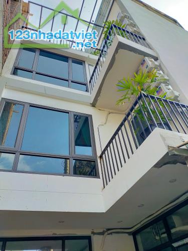 MẶT PHỐ MINH KHAI 110M2 5 TẦNG, MT RỘNG, VỈA HÈ TO, GIÁ ĐẦU TƯ 24 TỶ.