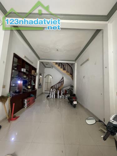 Bán Nhà Hẻm 8M Nguyễn Thái Bình Tân Bình, 80m2, 3 Tầng BTCT , 3 P,Ngủ, Tiện KD - 3