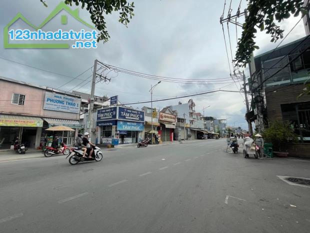 NHÀ 1/ Ô TÔ THẲNG 1 TRỤC - GẦN NGÃ TƯ GA QUẬN 12 - GẦN 100M2, NGANG 5M NỞ HẬU - SẴN DÒNG - 3