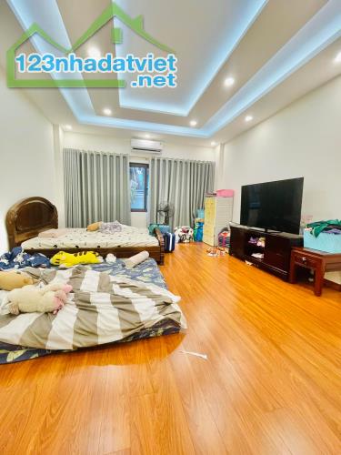 Bán Gấp Nhà Phố Trần Khát Chân, Hai Bà Trưng, Phân Lô, Ôtô, Thang Máy 60m2x6T, 14.5 tỷ