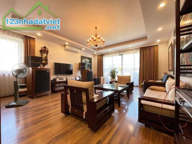 Chính chủ bán nhanh nhà vip Tô Hiệu Hà Đông 52m2. Phân lô cán bộ ô tô qua nhà 3 thoáng - 5