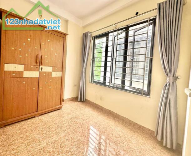 Bán nhà La Khê, Hà Đông, 30m2 5 tầng, Ô tô cạnh nhà, chỉ 4 tỷ 1 - 2