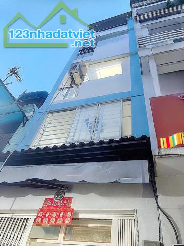 Nhà mới 5 tầng hẻm thông đường Nguyễn Tri Phương P4Q10
