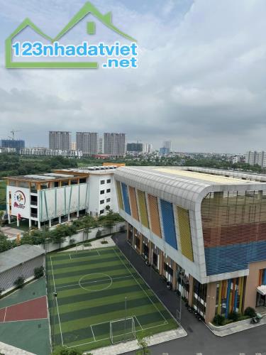 Bán căn hộ Hanoi Homeland Thượng Thanh-Long Biên-70m 2n2wc tầng trung-giá 3.1 tỷ (bao phí)