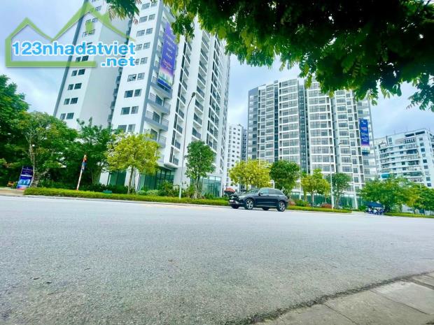 Bán căn 2PN 2WC, 77m2 view hồ Sài Đồng , tòa L1 tầng trung, thanh toán sớm ck 2% - 1
