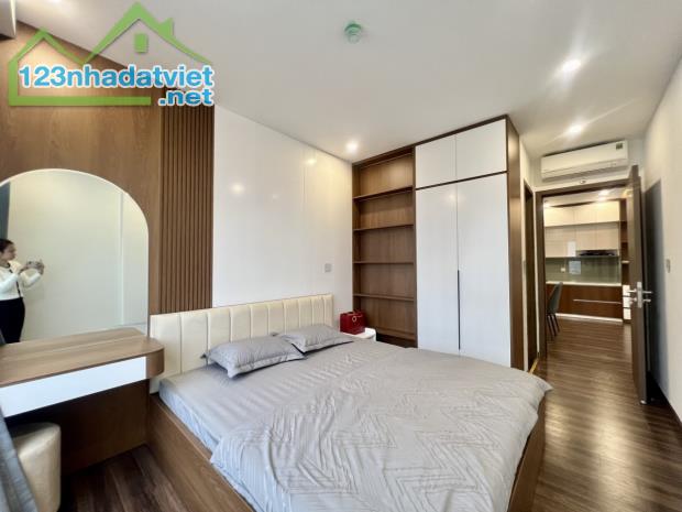 Cho thuê căn hộ 2 phòng ngủ lô góc chung cư Hoàng Huy Commerce - 2