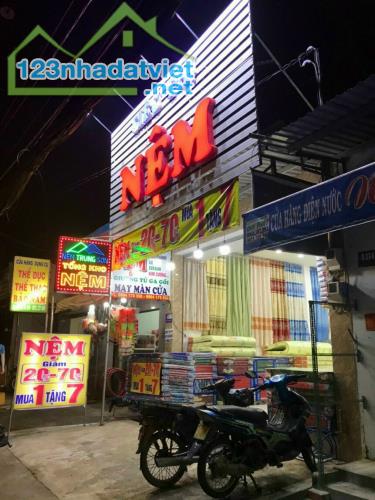 Bán nhà mặt tiền đường Nguyễn Ảnh Thủ quân12, giá 10.5 tỷ