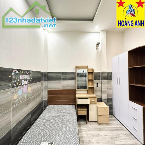 BÁN NHÀ 2 MẶT TIỀN TẠI ĐƯỜNG BÌNH TRƯNG , QUẬN 2 _ 4 TẦNG 5 PN 7 WC _ 164 m2 _ SỔ HỒNG RIÊ