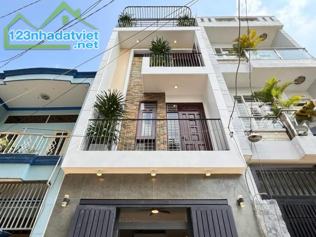 Chính chủ gửi bán gấp nhà Bàn Cờ, P.3, Quận 3. Giá 3tỷ550, hẻm 6m ô tô - 5