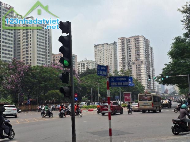 MẶT PHỐ LÊ VĂN LƯƠNG 88M2 MT6 GIÁ 37 TỶ, KINH DOANH,  VỈA HÈ, THANG MÁY