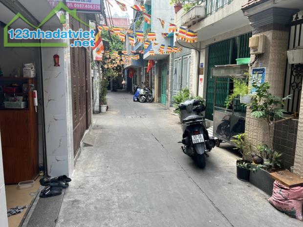 Bán nhà hẻm 154 Phạm Văn Hai, phường 3 Tân Bình, ngay chợ PVH ngang 6m - 1