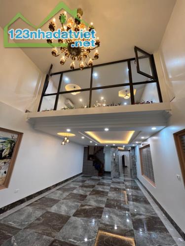 Bán nhà phố Trịnh Công Sơn,diện tích 70m2,giá 20 tỷ