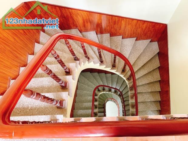 🏠 ĐẸP ! nhà Dịch Vọng Hậu, dân xây, ô tô 40m, 2 thoáng, 62m x 4T giá 9,3 Tỷ. - 2