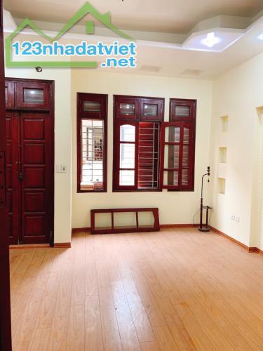🏠 ĐẸP ! nhà Dịch Vọng Hậu, dân xây, ô tô 40m, 2 thoáng, 62m x 4T giá 9,3 Tỷ. - 3