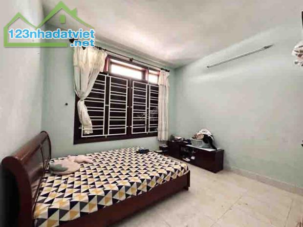 Siêu Rẻ Bán Nhà Gần Vạn Phúc City Hiệp Bình Phước Hẻm Xe Tải 700m2 4T BTCT Chỉ 16tỷ 999 - 4