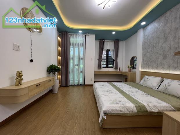 Diện tích 40m2 bán nhà 2 tầng đường phạm văn chiêu P14 quận gò vấp