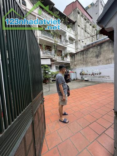 ĐẤT ĐẸP ĐỐNG ĐA - LÔ GÓC ĐẮC ĐỊA - PHÙ HỢP XÂY CHDV HOẶC CHIA LÔ BÁN - 3