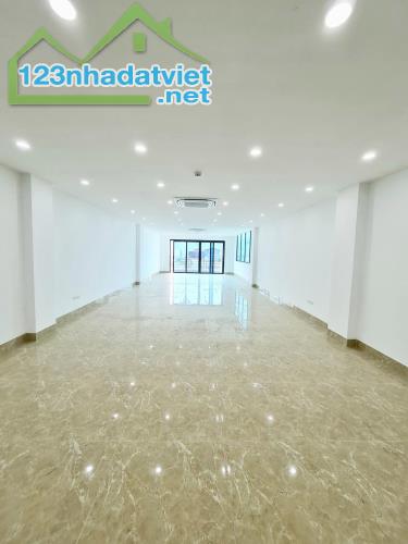 [Mặt Phố] Bán nhà MP Vũ Phạm Hàm,100m2X6T,MT 7m, giá 55tỷ, KD Sầm Uất, Vỉa hè rộng.