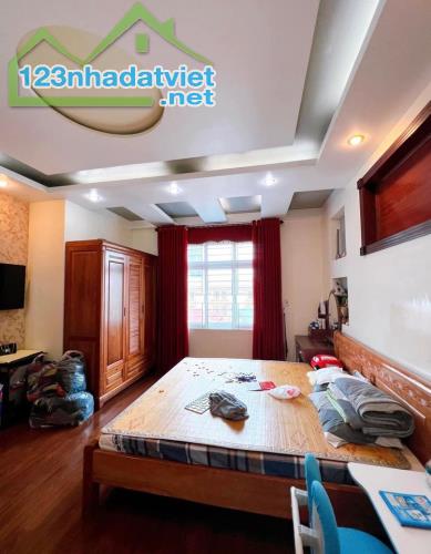 Bán gấp nhà phố Đại La 30m2* 5 tầng, MT 5m, giá 3 tỷ - 1