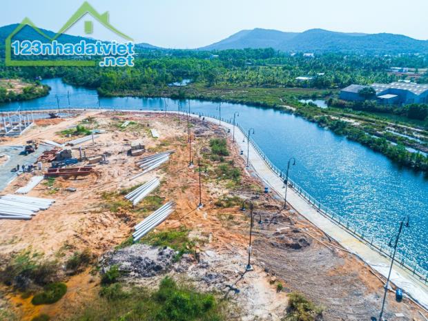 Biệt thự Rivera Villas sở hữu lâu dài, sổ hồng riêng - View sông ở tại trung tâm Phú Quốc - 2